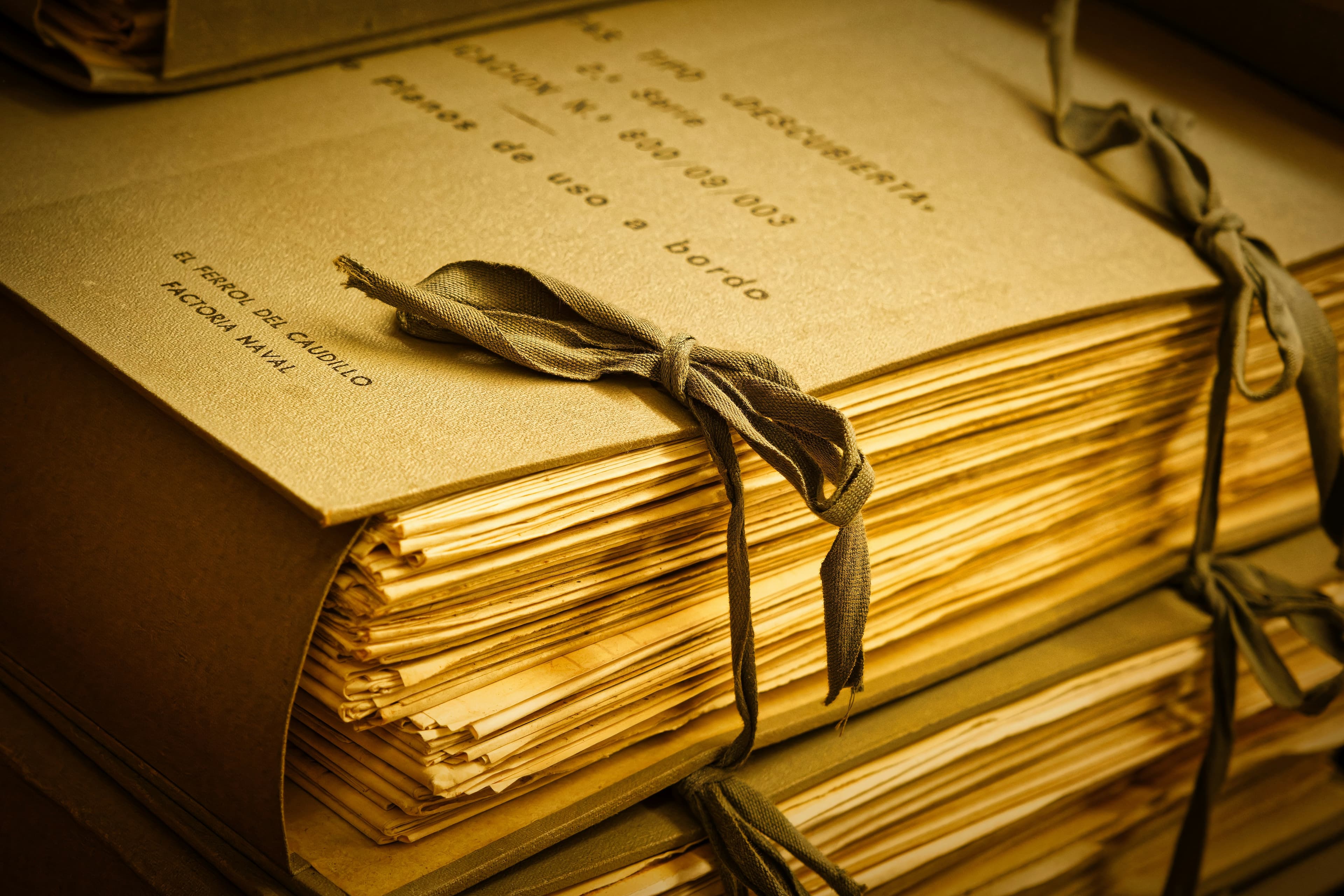 What Documents to Ask for Before Making an Offer editorial photo